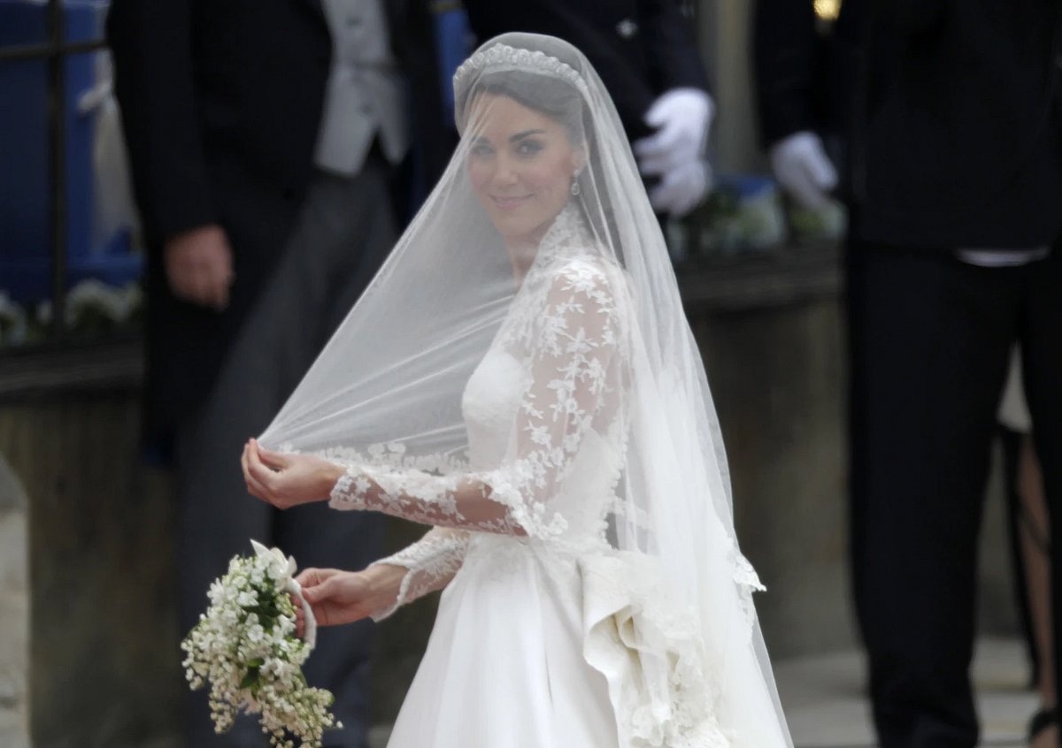 AP : Princess of Wales Kate Middleton |