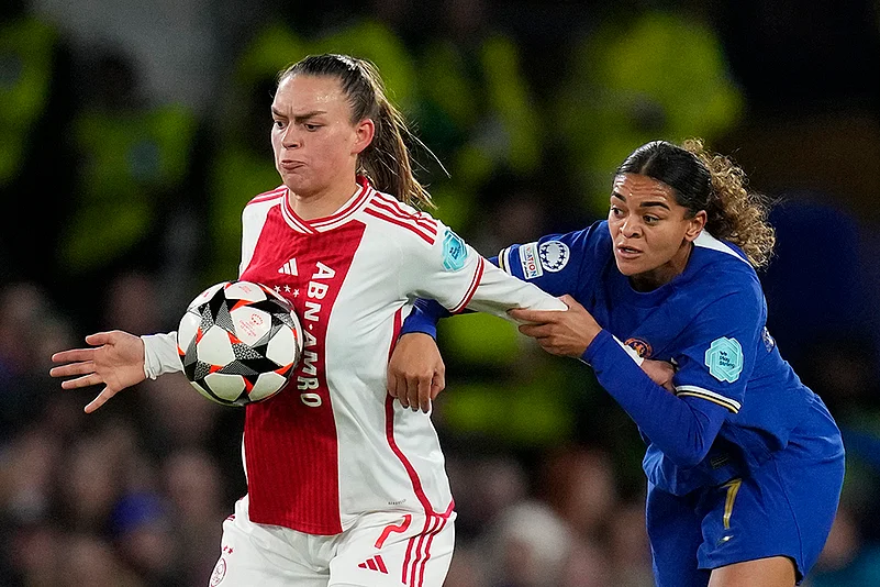 UEFA Womens Champions League: Chelsea vs Ajax