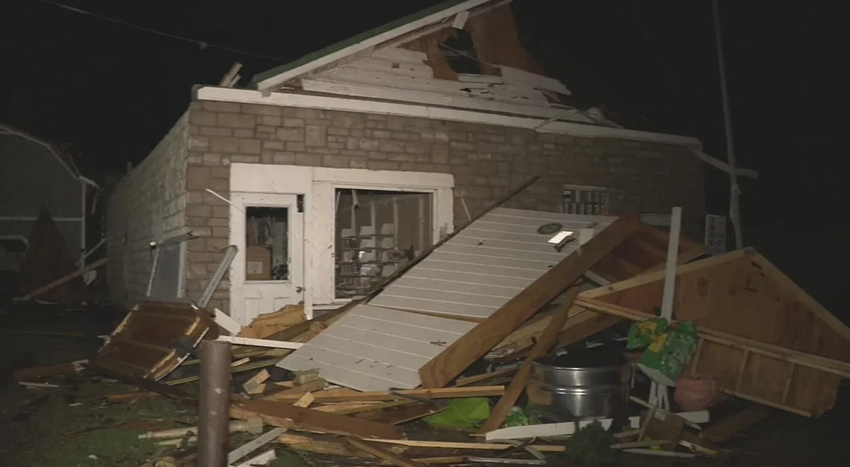 AP : Severe storms with at least one suspected tornado raked southern Indiana and northern Kentucky on Thursday. 