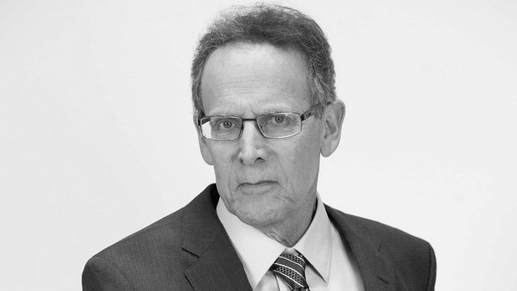 Attorney Larry H. Parker died at 75. - X