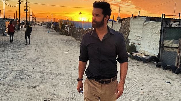 Instagram : Aamir Ali