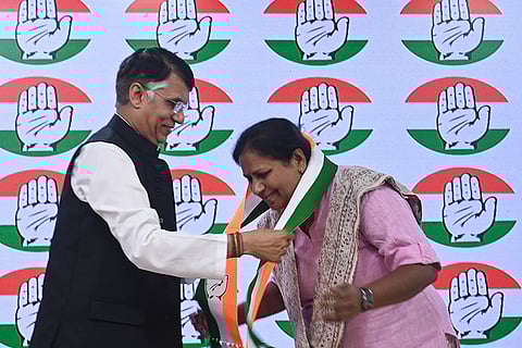 Tejaswini Gowda joins Congress