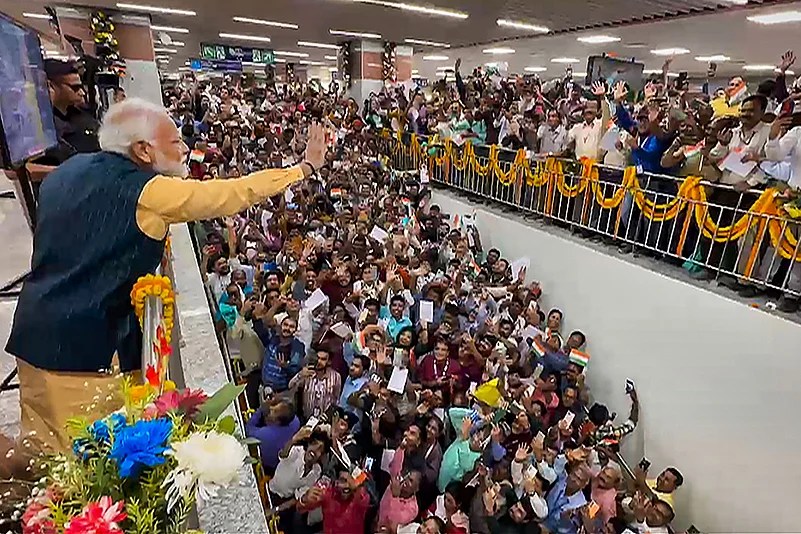 PM Modi in Kolkata