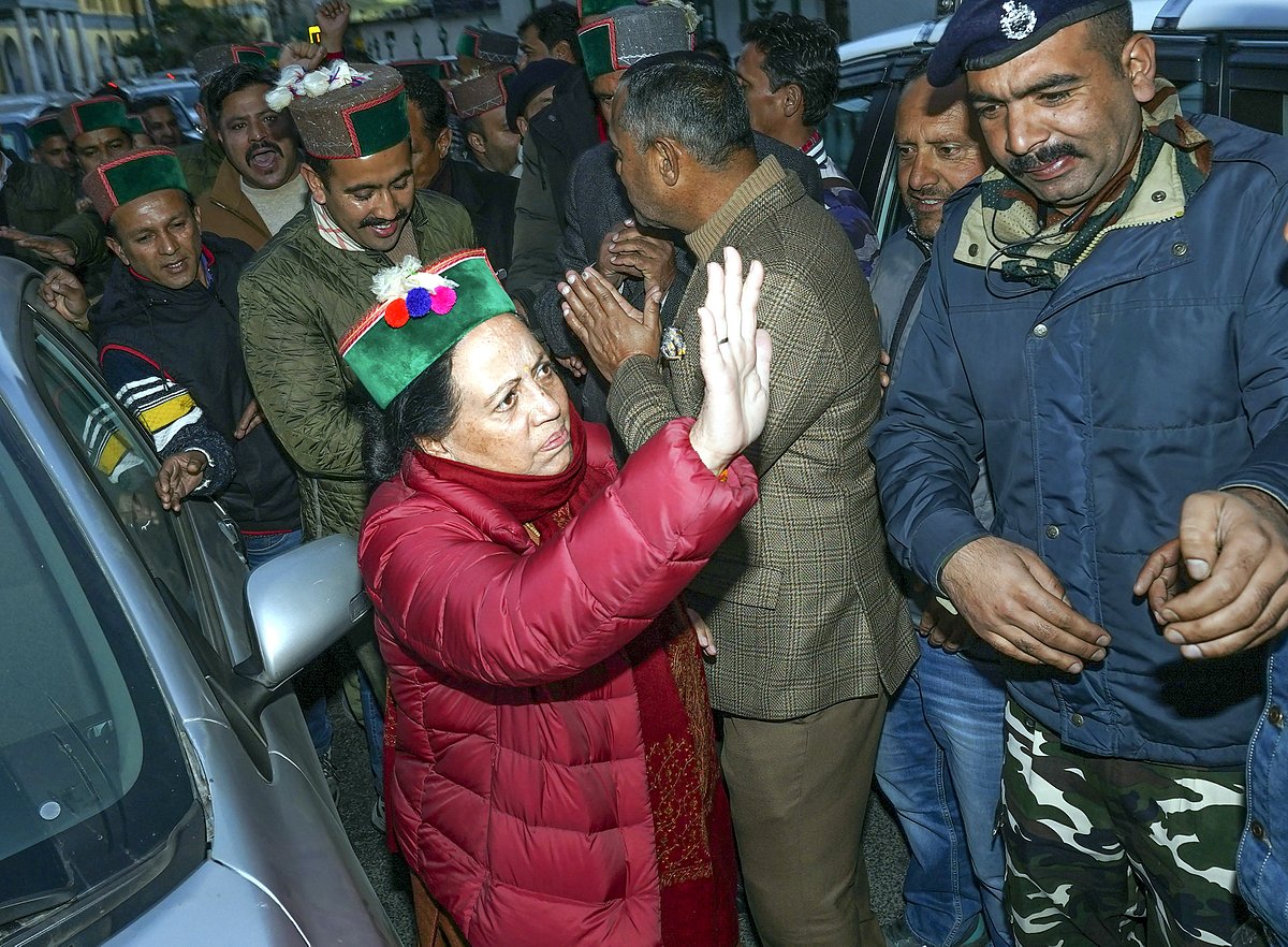 (PTI Photo) : Himachal Pradesh Congress President Pratibha Singh arrives to attend a meeting of the party after the Assembly results, in Shimla, Friday, Dec. 9, 2022. 