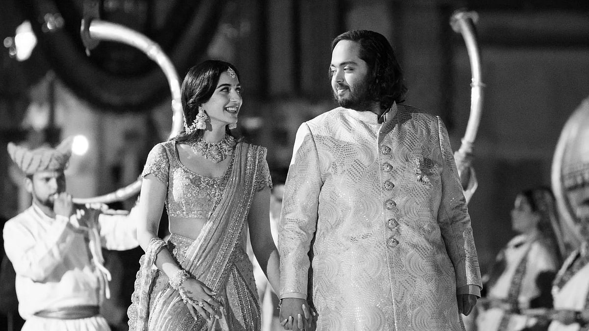 Vogue : Anant Ambani and Radhika Merchant