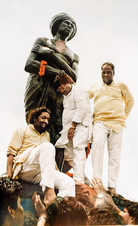 Soren and other party leaders honour the statue of Birsa Munda in Ranchi.