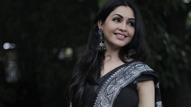 Instagram : Shubhangi Atre