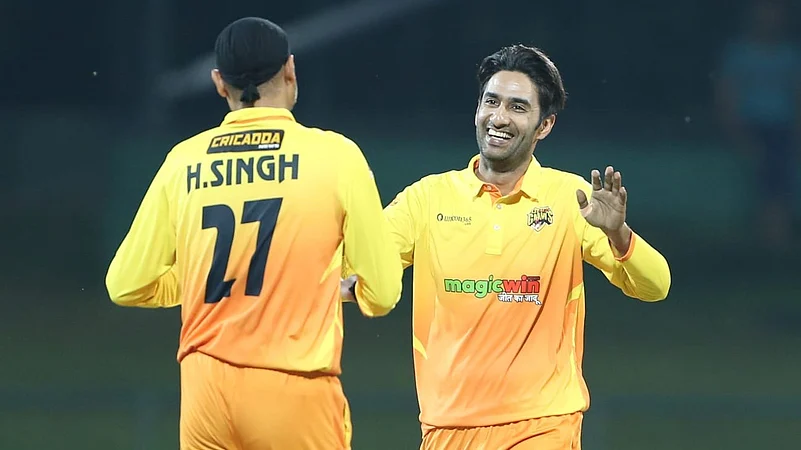 Legends Cricket Trophy