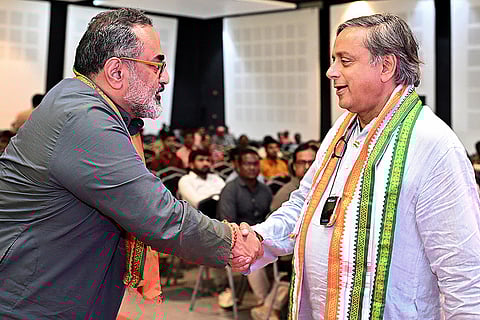 Rajeev Chandrasekhar, Shashi Tharoor