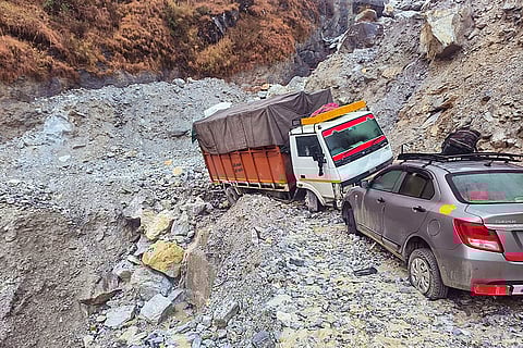 Badrinath national highway blocked