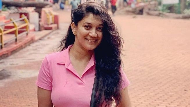 Instagram : Manisha Chitrode