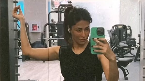 Instagram : Chitrangda Singh