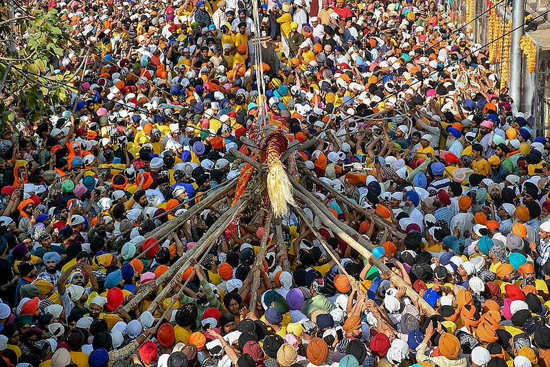 Jhanda Mela at Shri Darbar Sahib in Dehradun