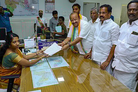 BJP's Narasimhan files nomination for LS polls