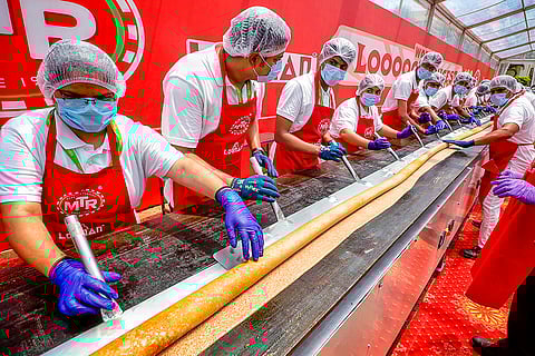 MTR@100: Longest dosa prepared