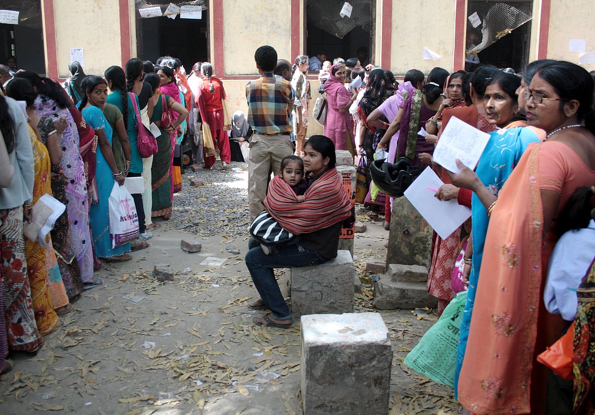 Outlook : Unemployed peoples on queue to summit their forms at Employment office at Lucknow (representative image)