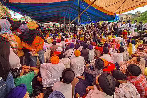 Amritpal Singh''s supporters protest in Amritsar