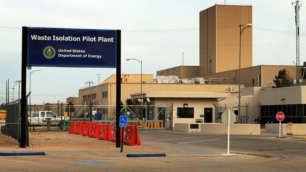 AP : A sign marks the Waste Isolation Pilot Plant, March 6, 2014, near Carlsbad, N.M. 