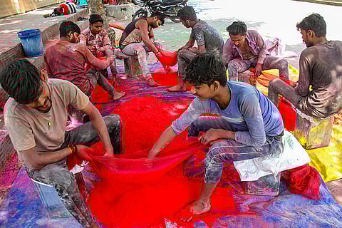 Preparations for Holi in Gurugram