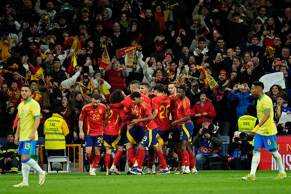 | Photo: AP/Jose Breton : Friendlies: Spain vs Brazil