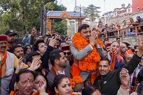 BJP''s Suresh Kashyap campaigns for LS polls