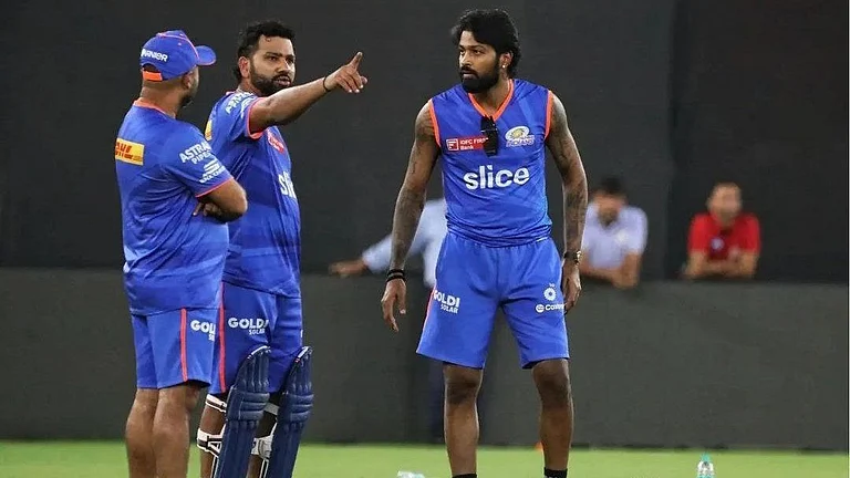 Hardik Pandya (right) with Rohit Sharma ahead of their IPL 2024 clash against Gujarat Titans. - X/Ctrlmemes_