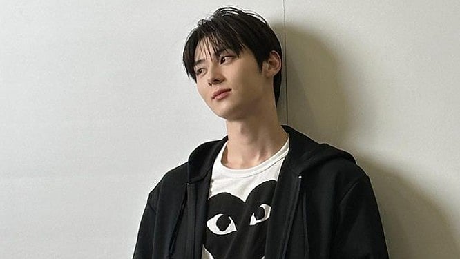 Instagram : Hwang Min Hyun