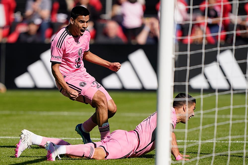 Photo: AP/Nathan Howard : MLS Soccer: Inter Miami vs DC United
