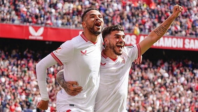 (Photo: X|Sevilla FC) : Sevilla celebrates 3-2 win over Real Sociedad at Champions League 2023-24 on March 2, Saturday. 