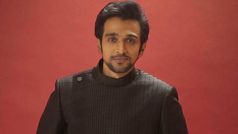 Instagram : Pratik Gandhi