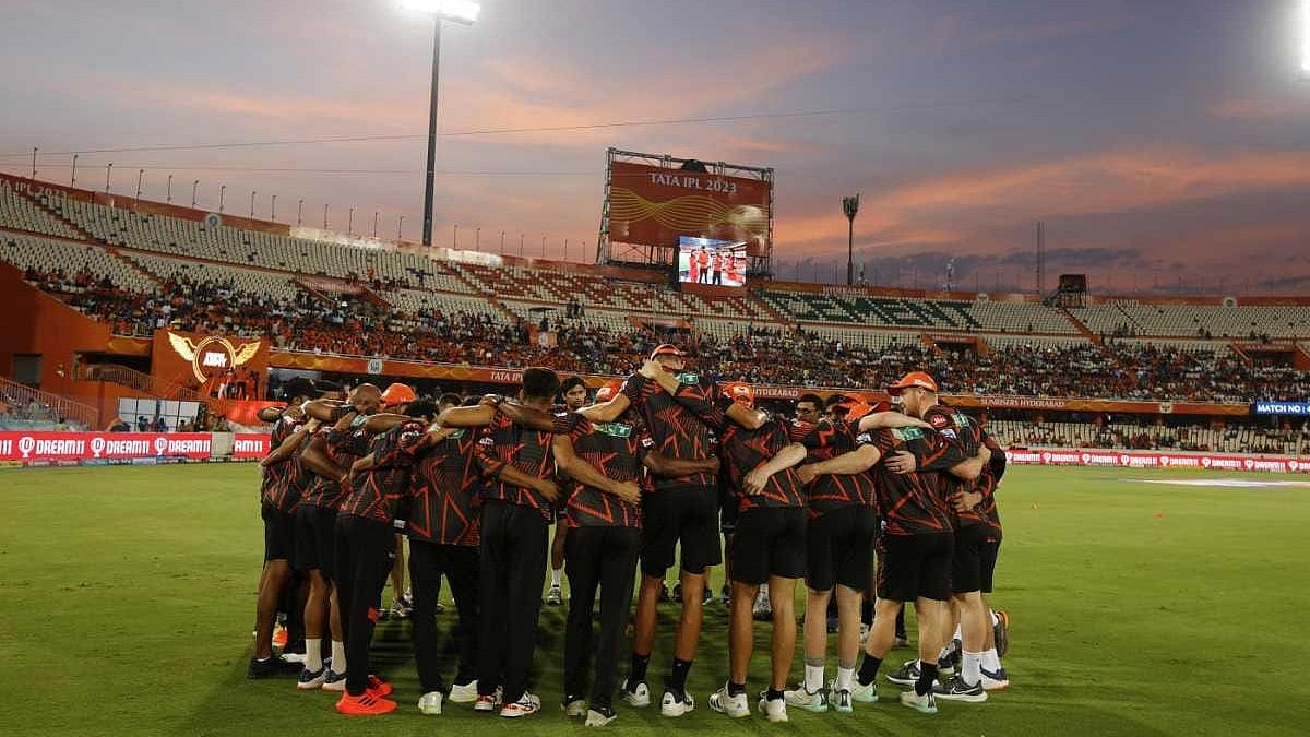 X/ForesayCricket : The Sunrisers Hyderabad will be led by Pat Cummins this season.