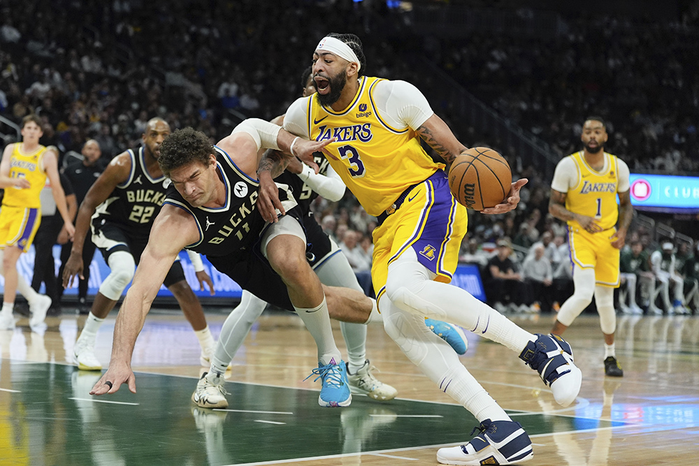 NBA 2023-24: Los Angeles Lakers Vs Milwaukee Bucks