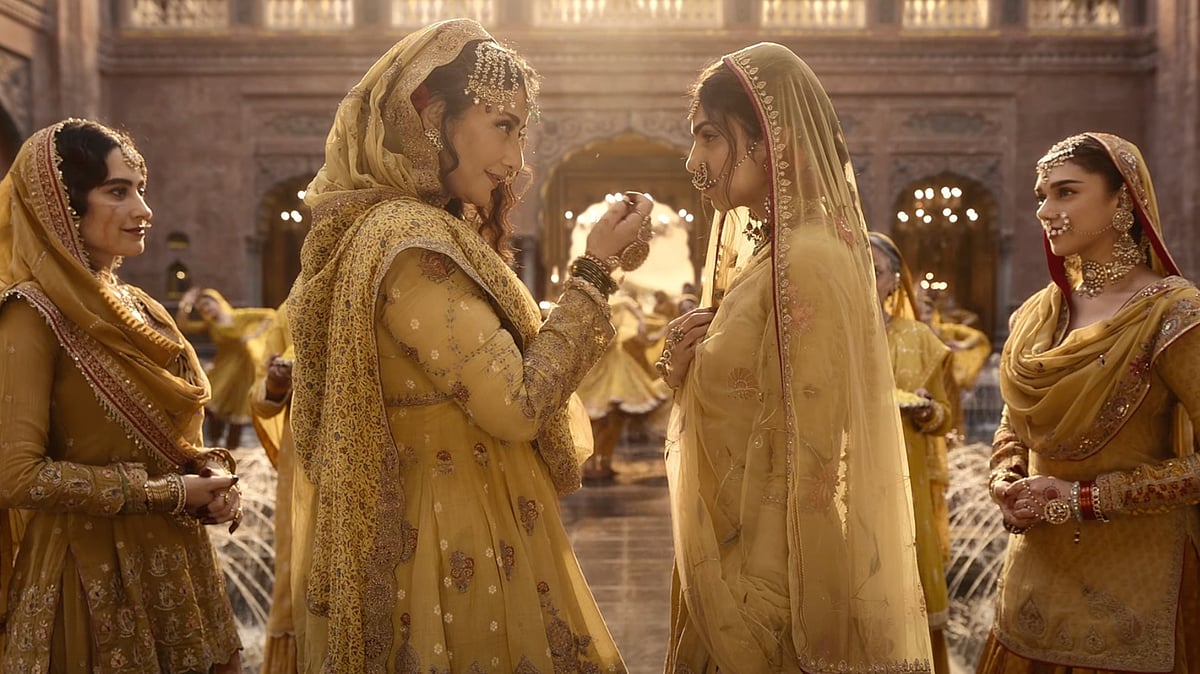 A still from 'Sakal Ban' from 'Heeramandi' - YouTube