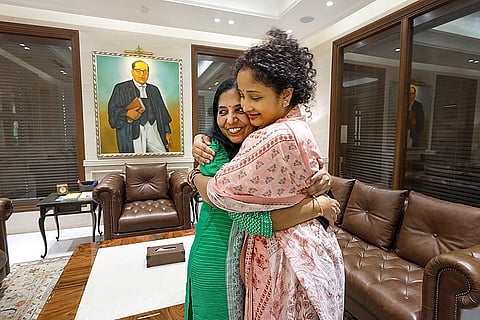 Kalpana Soren met Sunita Kejriwal