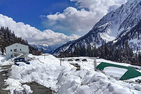 Fresh snowfall in Manali
