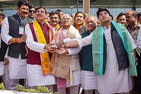 Vijaya Raje Scindia statue at Gwalior airport