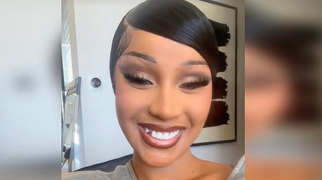 Cardi B's Tooth Comes Off After She Chews On A Hard Bagel