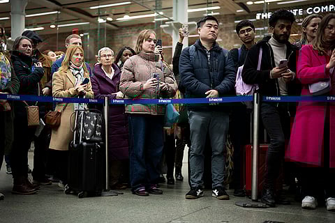 Audience Watches Norah Jones Perform