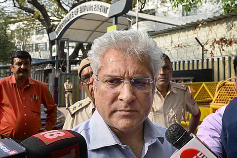Kailash Gahlot at ED office