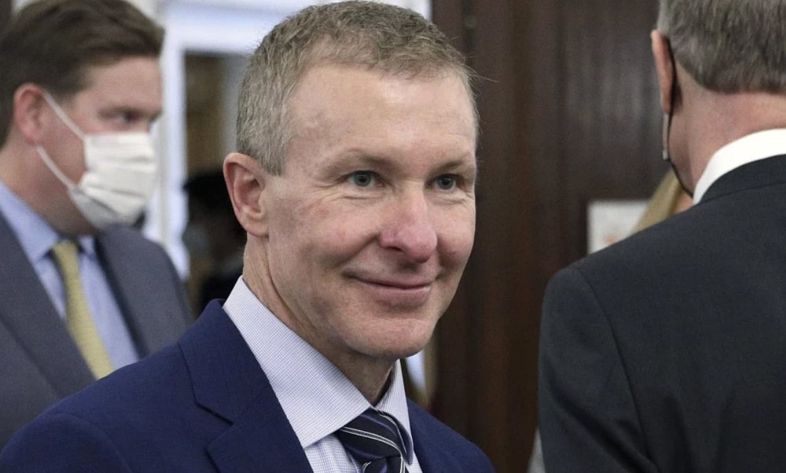 AP : United Airlines CEO Scott Kirby