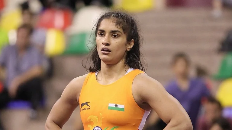 Vinesh Phogat lost in the 53 kg category by technical superiority. - Photo: X/ @ians_india