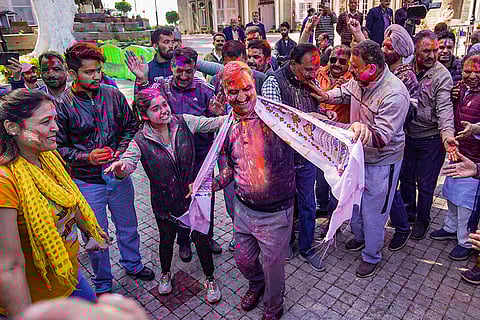 Holi celebrations at Sukhvinder Sukhu's residence