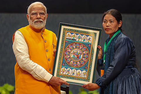 PM Modi at 'Sashakt Nari - Viksit Bharat' programme