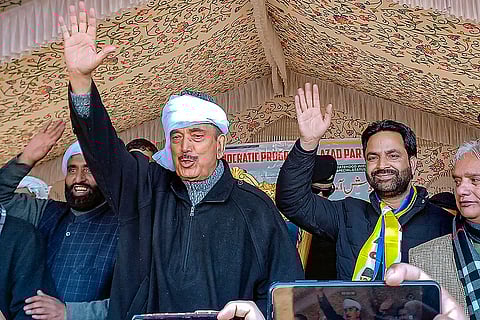 Ghulam Nabi Azad during public meeting