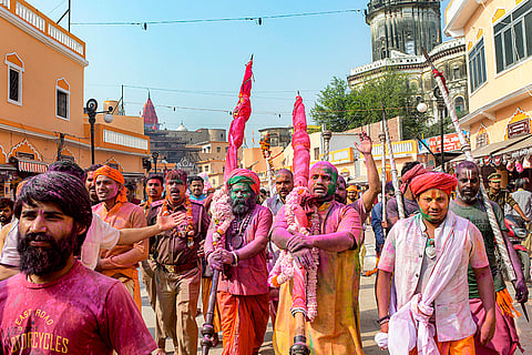Rangbhari Ekadashi in Ayodhya