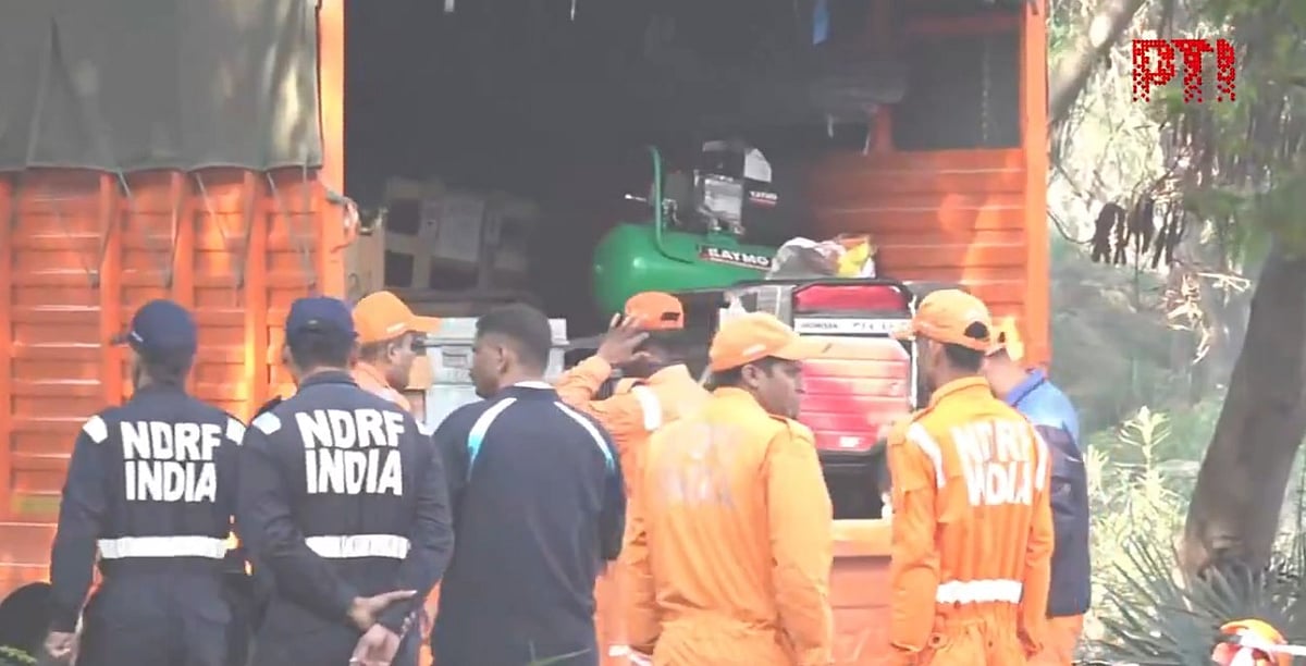 Twitter/PTI : A child tumbled into a 40-foot borewell at a Delhi water treatment plant.