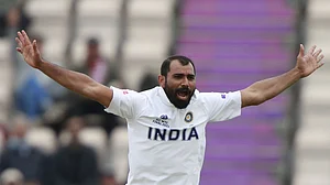 File : India pacer Mohammed Shami was injured in the last game.
