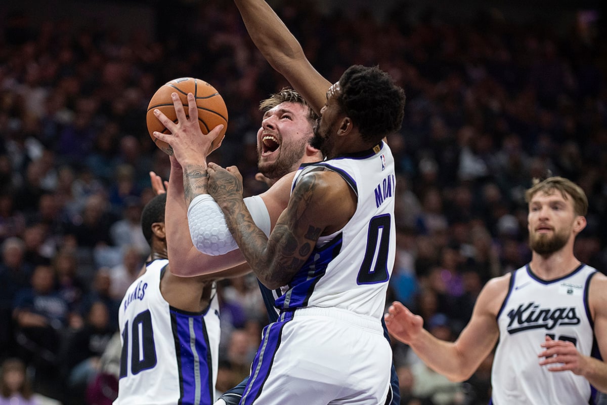 NBA: Dallas Mavericks Beat Sacramento Kings 107-103 For Sixth Win In Row - In Pics