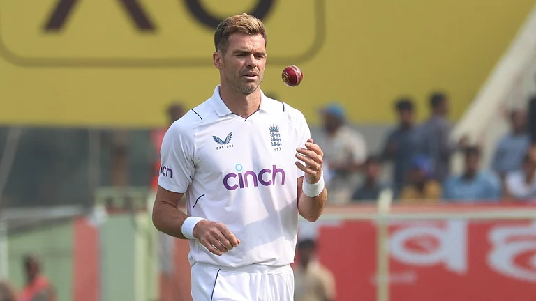 James Anderson is the third bowler in the list of all-time wicket-takers in Test. - X/_CR0717