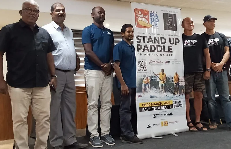 (L to R) - Mr. Yatish Baikampady - Event Organizer; Mr. Gaurav Hegde - Director, SSF; Mr. Rammohan Paranjape - Event Director; Mr. Kishore Kumar - Director, SSF; Mr. Eji Suzuki - Race Director and Mr. Tristan Boxford - CEO, APP World Tour